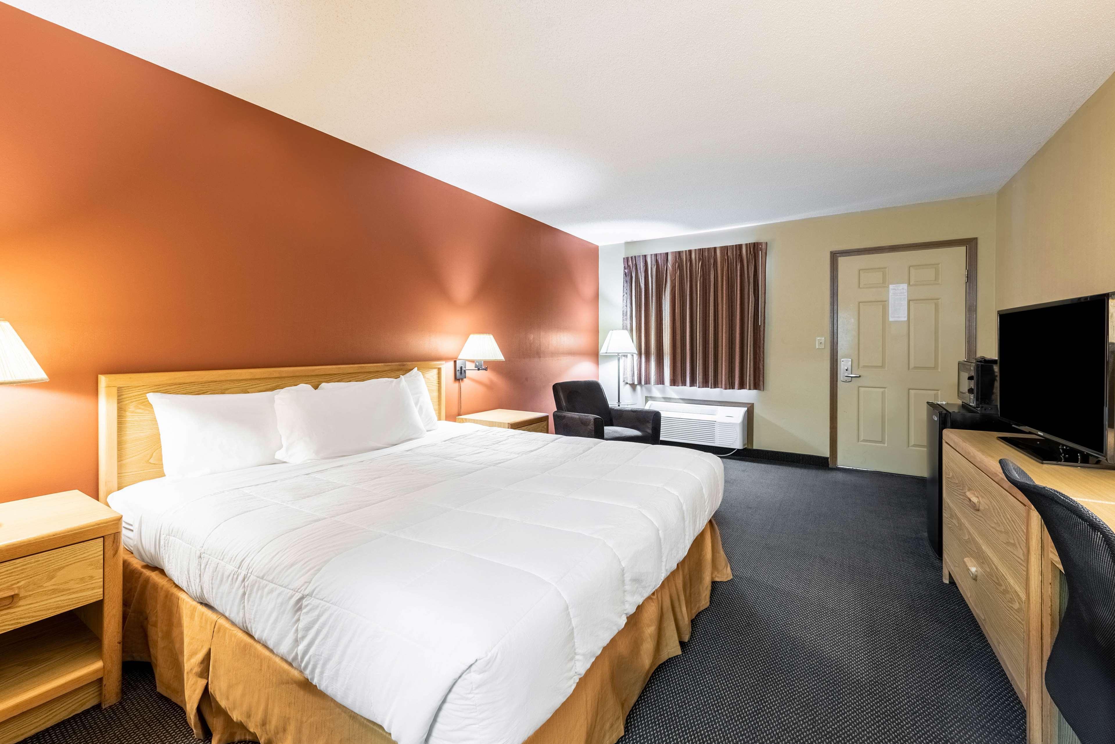 Americas Best Value Inn St. Marys Exterior foto