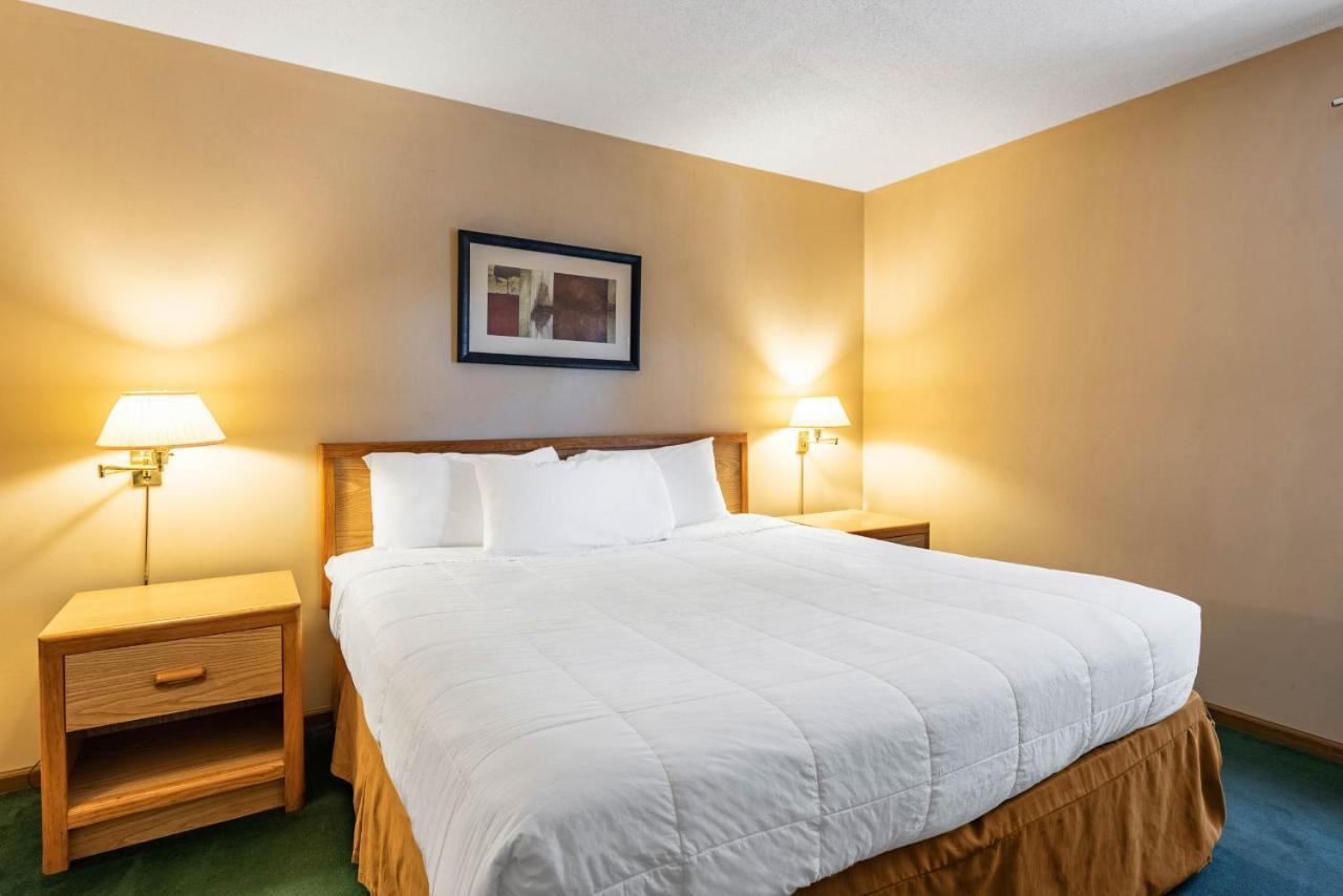 Americas Best Value Inn St. Marys Exterior foto